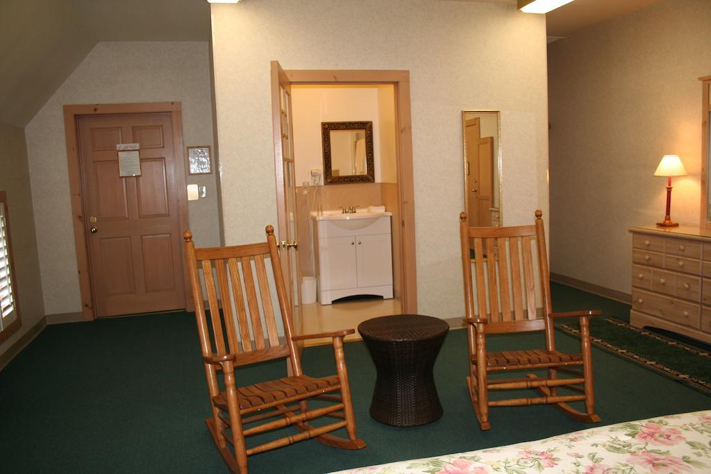 Visions Inn Cooperstown Pokój zdjęcie